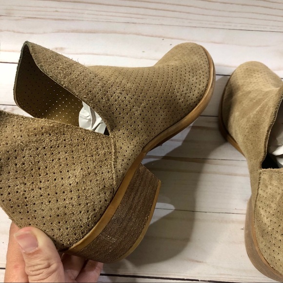 Lucky Brand Tan Booties Size 8.5 - Picture 12 of 15